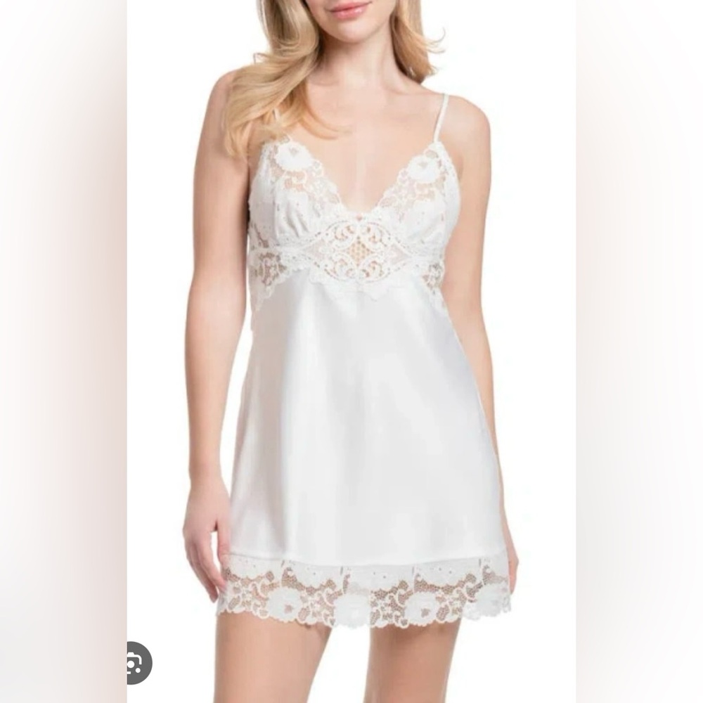 Luxe White Lace Trim Chemise